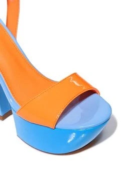 AZALEA WANG BUTTERSCOTCH COLOR BLOCKED SANDAL IN BLUE -Oofos shop azalea wang butterscotch color blocked sandal in blue blue 5 5