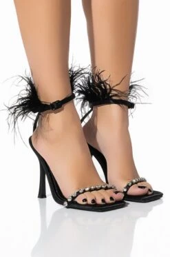 AZALEA WANG CONFETTI FEATHER STILETTO SANDAL IN BLACK