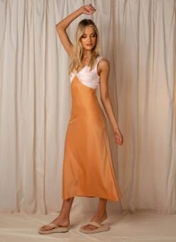 Loren Maxi Dress - Orange Splice -Oofos shop efc5db0cfd0a4aefa35c272ef1332dac