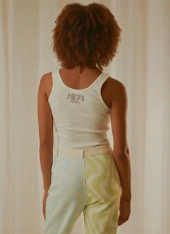 Coke Unity Crop Tank - Vintage White -Oofos shop fdee8a3fbb1d499cbf29e3fb8ec79b68 14ff59dd 6645 4c46 ac9f 598c7a2f98a5