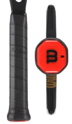 Wilson Blade SW102 Autograph (endorsed By Serena Williams) -Oofos shop rs 2021 04 21T230244.687