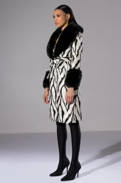 TRES ZEBRA FAUX FUR COAT -Oofos shop tres zebra faux fur coat black white 3 3 c1